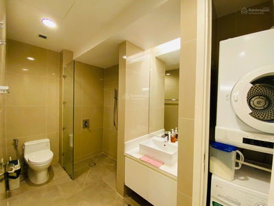 Azura, Vietnam Azura, Vietnam