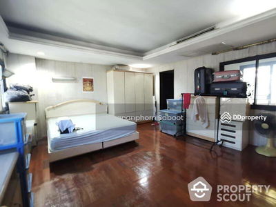 Sam Sen Nai, Bangkok, Thailand Sam Sen Nai, Bangkok, Thailand