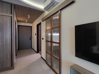 De La Sol, Vietnam De La Sol, Vietnam