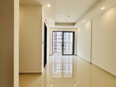 Rose Town, Vietnam Rose Town, Vietnam