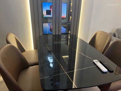 De La Sol, Vietnam De La Sol, Vietnam