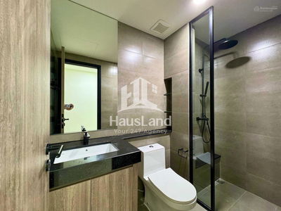 De La Sol, Vietnam De La Sol, Vietnam