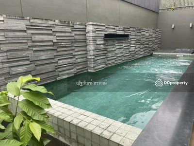 Luxury house, Soi Inthamara 9, Bangkok, Thailand Luxury house, Soi Inthamara 9, Bangkok, Thailand