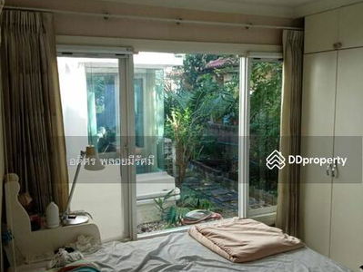 Laddarom Ratchaphruek-Pinklao, Bangkok, Thailand Laddarom Ratchaphruek-Pinklao, Bangkok, Thailand