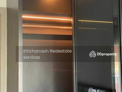 Life Asoke-Rama 9, Bangkok, Thailand Life Asoke-Rama 9, Bangkok, Thailand