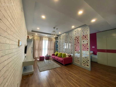 Mulberry Lane, Vietnam Mulberry Lane, Vietnam