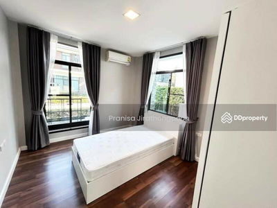 Manthana Onnut–Wongwaen 4, Bangkok, Thailand Manthana Onnut–Wongwaen 4, Bangkok, Thailand