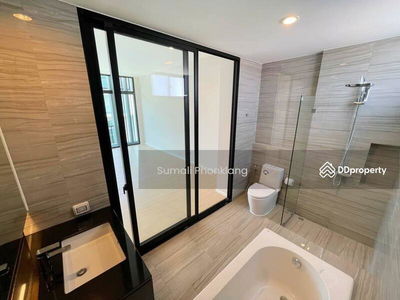 Nirvana Define Rama 9, Bangkok, Thailand Nirvana Define Rama 9, Bangkok, Thailand