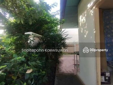 10310, Bangkok, Thailand 10310, Bangkok, Thailand