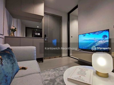 Life Asoke-Rama 9, Bangkok, Thailand Life Asoke-Rama 9, Bangkok, Thailand