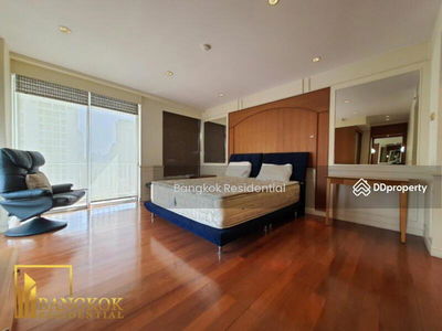 Langsuan Ville, Bangkok, Thailand Langsuan Ville, Bangkok, Thailand