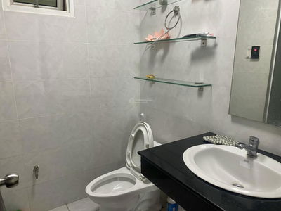 Hoang Anh Thanh Binh, Vietnam  Hoang Anh Thanh Binh, Vietnam