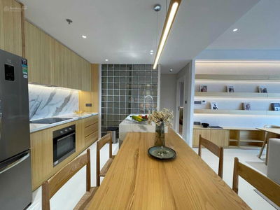 Diamond Island, Vietnam Diamond Island, Vietnam