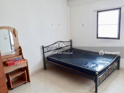 Pornpiya Apartment Lat Phrao 62 Yellow Line BTS Chokchai Si, Bangkok, Thailand Pornpiya Apartment Lat Phrao 62 Yellow Line BTS Chokchai Si, Bangkok, Thailand