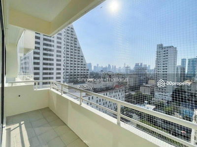 Saranjai Mansion, Bangkok, Thailand Saranjai Mansion, Bangkok, Thailand