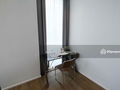 Muniq Langsuan, Bangkok, Thailand Muniq Langsuan, Bangkok, Thailand