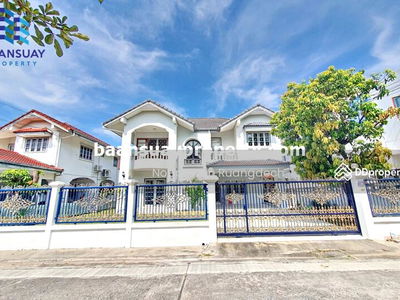 For rent, 2-story detached house with furniture, Ramkhamhaeng Road, near Triam Nom School, Bangkok., Thailand For rent, 2-story detached house with furniture, Ramkhamhaeng Road, near Triam Nom School, Bangkok., Thailand