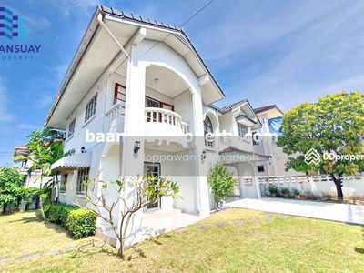 For rent, 2-story detached house with furniture, Ramkhamhaeng Road, near Triam Nom School, Bangkok., Thailand For rent, 2-story detached house with furniture, Ramkhamhaeng Road, near Triam Nom School, Bangkok., Thailand