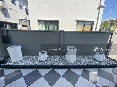 Grande Pleno Phahol-Vibhavadi, Pathum Thani, Thailand Grande Pleno Phahol-Vibhavadi, Pathum Thani, Thailand