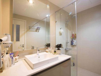 Golden Palace, Vietnam Golden Palace, Vietnam