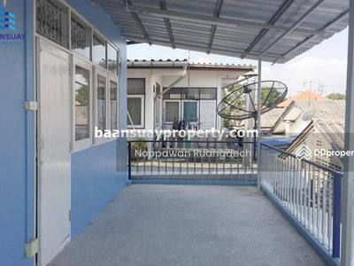 Nawamin Road, near Big C Extra, Nawamin, Bangkok, Thailand Nawamin Road, near Big C Extra, Nawamin, Bangkok, Thailand