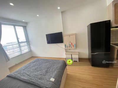 River Gate, Vietnam River Gate, Vietnam