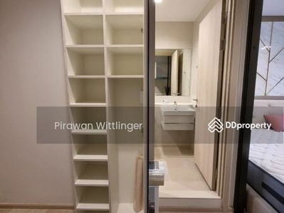 Life One Wireless, Bangkok, Thailand Life One Wireless, Bangkok, Thailand