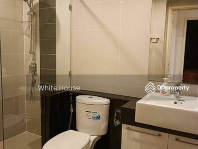 Supalai Lite Sathorn-Charoenrat, Bangkok, Thailand Supalai Lite Sathorn-Charoenrat, Bangkok, Thailand