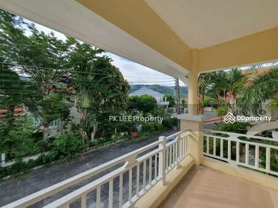 Gehäuse In Ban Ratsada, Thailand Gehäuse In Ban Ratsada, Thailand