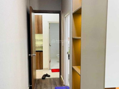 Topaz Elite, Vietnam Topaz Elite, Vietnam