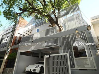 house in Prompong (Sukhumvit 49/1), Bangkok, Thailand house in Prompong (Sukhumvit 49/1), Bangkok, Thailand