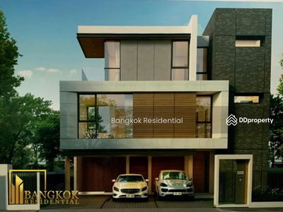 House in Compound, Bangkok, Thailand House in Compound, Bangkok, Thailand