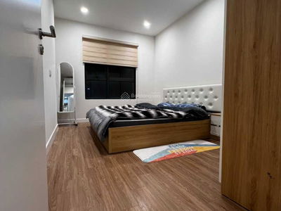 Kosmo Tay Ho, Vietnam  Kosmo Tay Ho, Vietnam