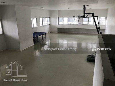 Krungthep Thani Tower, Bangkok, Thailand Krungthep Thani Tower, Bangkok, Thailand