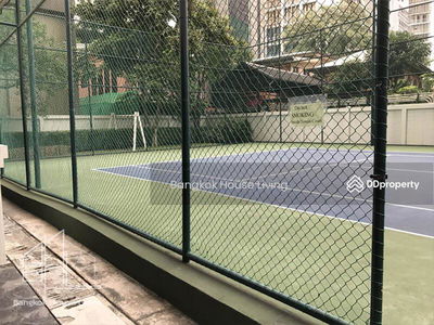 Krungthep Thani Tower, Bangkok, Thailand Krungthep Thani Tower, Bangkok, Thailand