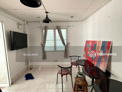 Hotel for rent, house for rent, near walking street Chiang Mai Gate Next to the Chiang Mai moat in Chiang Mai, Phra Singh Subdistrict, Chiang Mai, Thailand Hotel for rent, house for rent, near walking street Chiang Mai Gate Next to the Chiang Mai moat in Chiang Mai, Phra Singh Subdistrict, Chiang Mai, Thailand