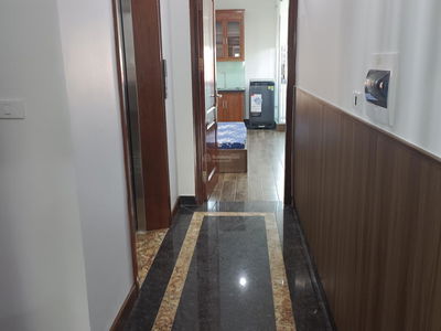 Hong Tien Street, Vietnam  Hong Tien Street, Vietnam