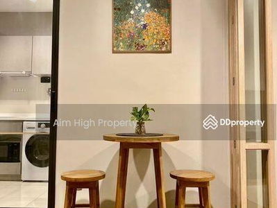 Life Asoke-Rama 9, Bangkok, Thailand Life Asoke-Rama 9, Bangkok, Thailand