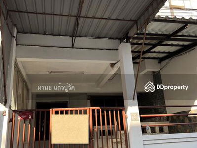 Townhouse for rent, 3 floors, 30 sq m., Bangkok., Thailand Townhouse for rent, 3 floors, 30 sq m., Bangkok., Thailand