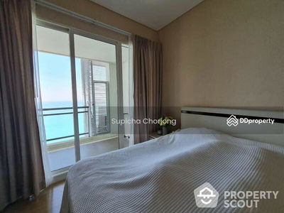 Reflection Jomtien Beach, Pattaya, Thailand Reflection Jomtien Beach, Pattaya, Thailand