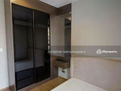 Q Prasarnmit, Bangkok, Thailand Q Prasarnmit, Bangkok, Thailand