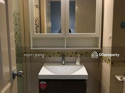 Life @ BTS Tha-Phra, Bangkok, Thailand Life @ BTS Tha-Phra, Bangkok, Thailand