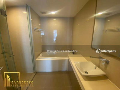 LIV@49, Bangkok, Thailand LIV@49, Bangkok, Thailand