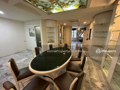 Townhome Sukhumvit 31 Asok - Phromphong, Bangkok, Thailand Townhome Sukhumvit 31 Asok - Phromphong, Bangkok, Thailand
