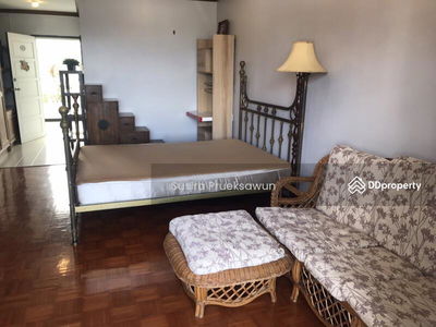 Country Complex Bangna, Bangkok, Thailand Country Complex Bangna, Bangkok, Thailand