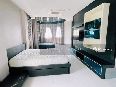 Nonthaburi, Nonthaburi, Thailand Nonthaburi, Nonthaburi, Thailand