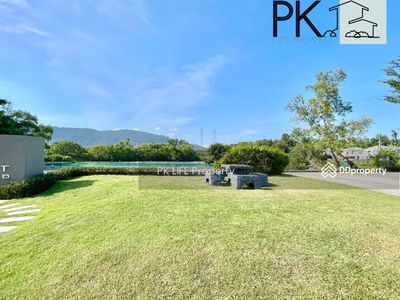 Housing in Ban Ratsada, Thailand Housing in Ban Ratsada, Thailand