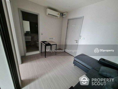 Life Sukhumvit 62, Bangkok, Thailand Life Sukhumvit 62, Bangkok, Thailand