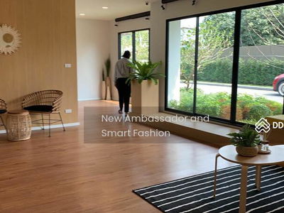 Sukhumvit Soi 76, Samut Prakan, Thailand Sukhumvit Soi 76, Samut Prakan, Thailand