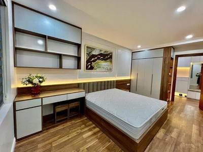 La Casta Van Phu La Casta Van Phu